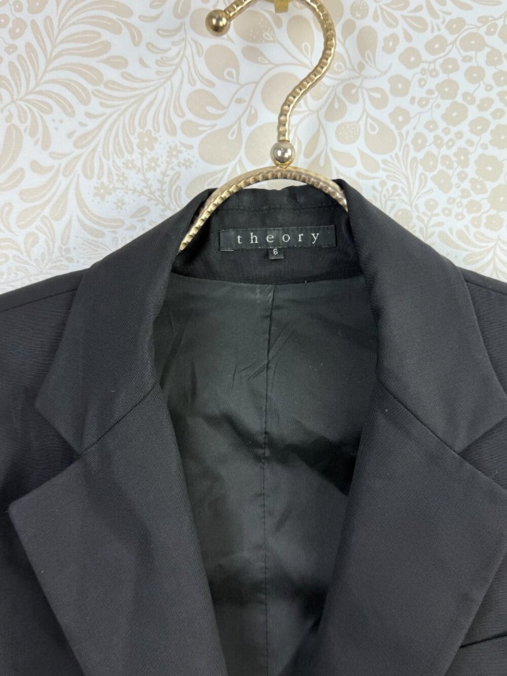 Theory Women’s Black Sheen Tailored Two-Button Blazer – Size -  6 - Picture 5 of 6